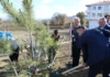 İnegöllü Gençlerden Örnek Davranış: 32 Fidan toprakla buluştu