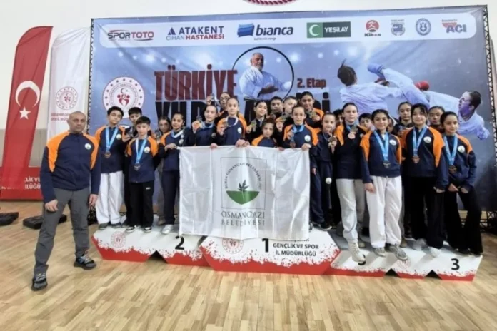 1876926 osmangazili karateciler madalyaya doydu 695b57af42268.jpeg