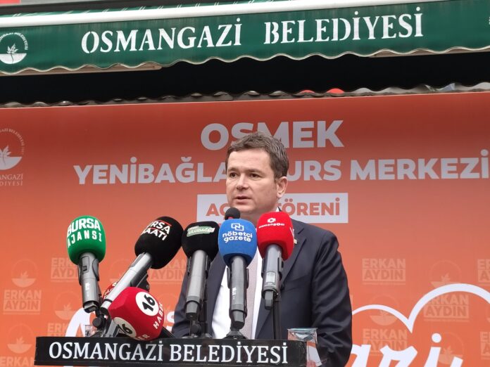 577e79ee bb32 453c a116 aeac8a8febf1