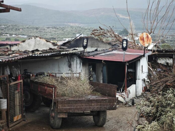 evindeki elektrik sobasından çıkan yangında öldü