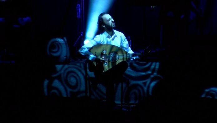 filistinli 3 kardeşten oluşan ‘le trio joubran’ müzik gru