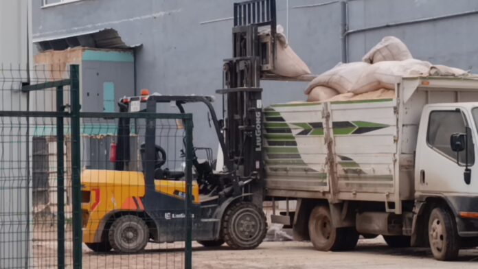 forkliftten düşüp öldü