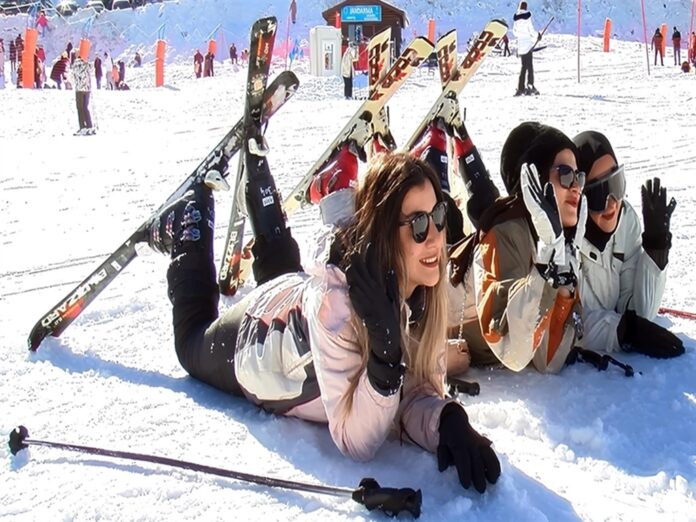 ‘beyaz cennet’ 2025’te 1 milyon 359 bin 543 tatilciyi ağ.