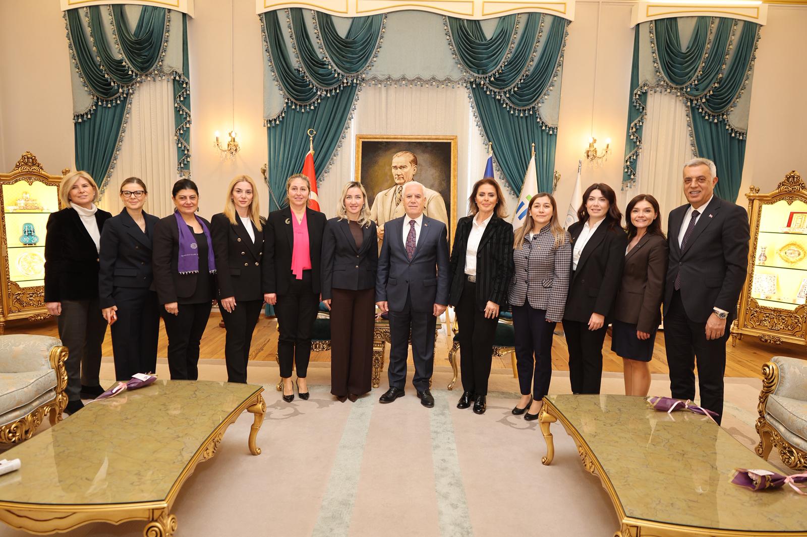 Büyükşehir’den ‘Sanayide Kadın Eli Projesi’ne Destek