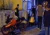 Bursa’da kaldırıma ve site duvarına çarpan motosikletin sürücüsü yaralandı