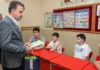Başkan Vekili Biba, Bursa’da öğrencilerin karne heyecanına ortak oldu