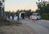 Kaza yapan sürücüye yardıma giderken elektrik akımına kapılıp, öldü