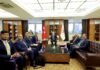 Bakan Bolat, Malezya’nın Ankara Büyükelçisi Shaffieq ile görüştü