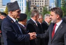Başkan Vekili Biba, kahramanları anma törenine katıldı